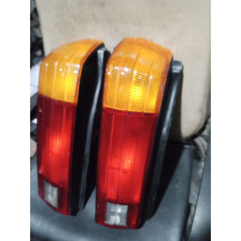 stop lampu lampu belakang mobil daihatsu charade winer original