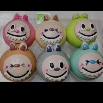 

Bakpao Labubu / Pao Labubu / Bakpau Labubu / Bakpao Karakter Labubu / Labubu Viral