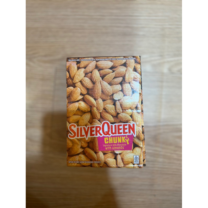 

SILVERQUEEN CHUNKY BAR MINI 1 BOX ISI 12 @26gr