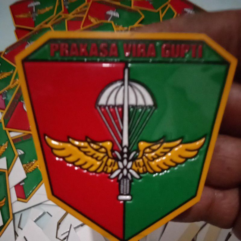 

Stiker embos logo Prakasa Vira Gupti
