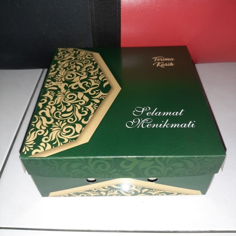 

Dos 18x18x7,5 350Gr keraton hijau