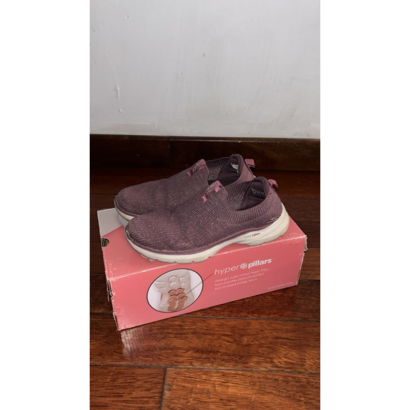 skechers gowalk 6 burgundy preloved