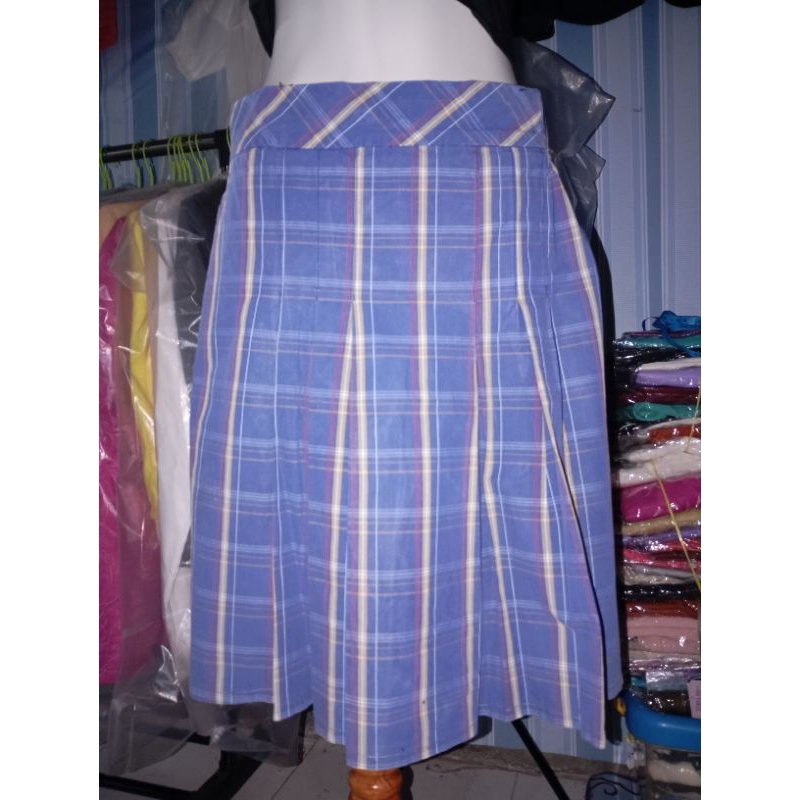 rok panjang dibawah lutut