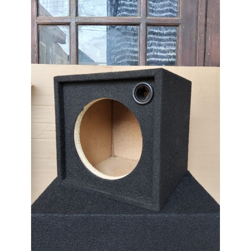 BOX SPEAKER 8 INCH SUBWOFER KOTAK