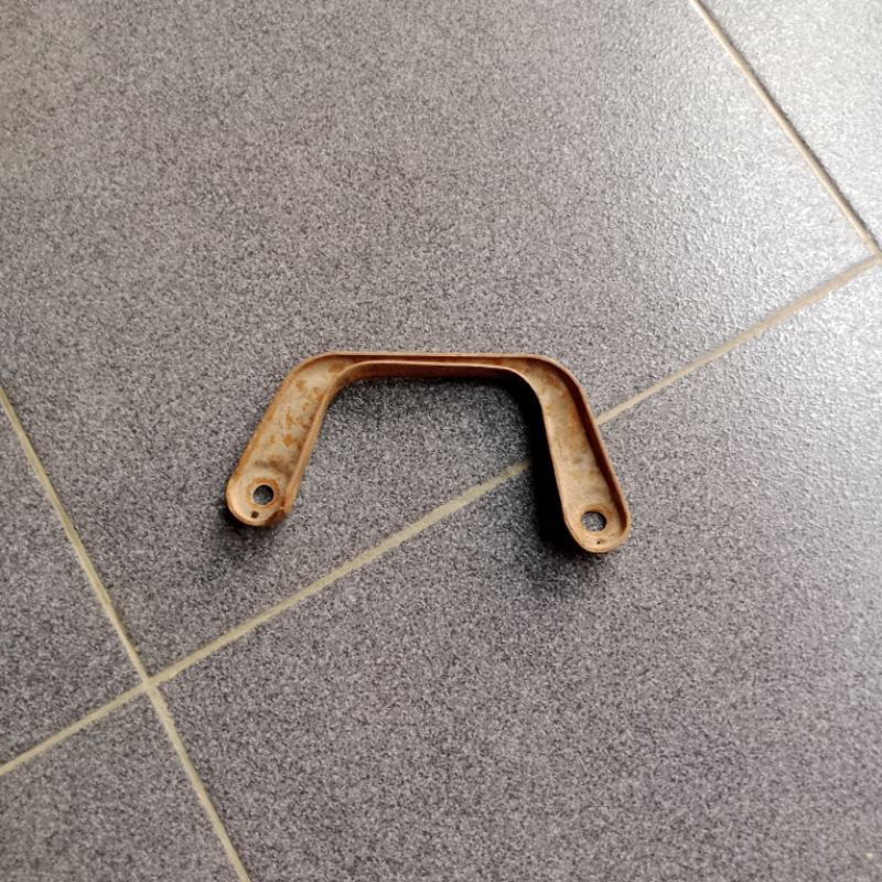 pegangan jok begel bawah yamaha v80 robot original