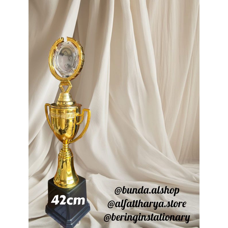 trophy tropi piala figur bening putar bagus mewah