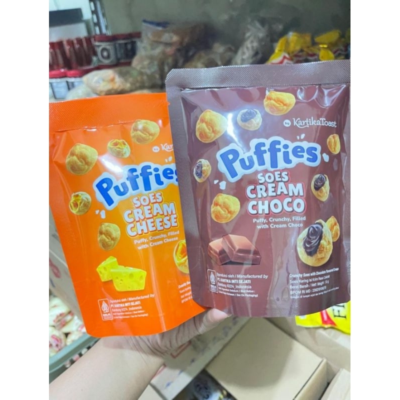 

Kartika Toast Puffies Soes Snack Cream Coklat dan Keju Kartonan