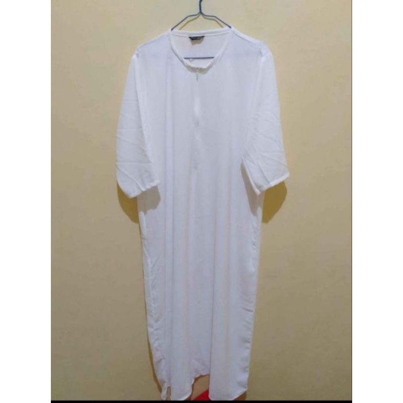 Midi dress putih