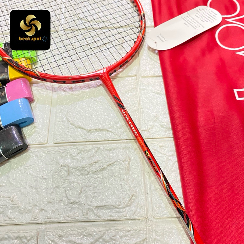raket badminton voltric 80tune carbon siap pakai free tas dan grip