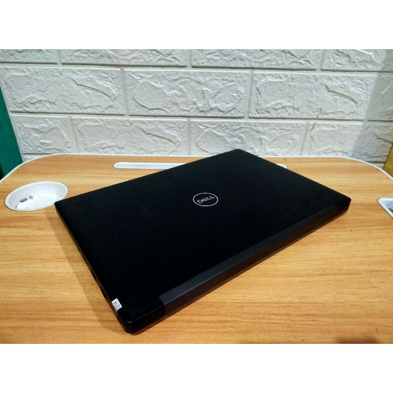 Dell 5300 i5 gen 8 ram 8 ssd 256 gb
