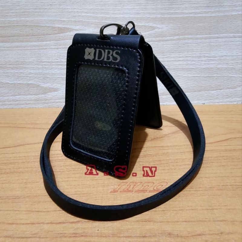 

Id Card Kulit DBS Tempat Kartu Id Card Kulit Lipat Magnet