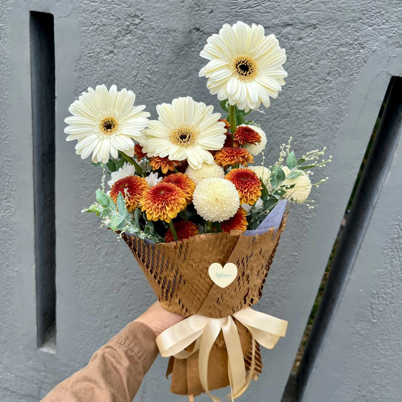 Aruna Bouquet Dyfleurs (ONLY JOGJA) - Buket Bunga Aesthetic/ Buket Bunga Asli/ Buket Bunga Jogja/ Bu