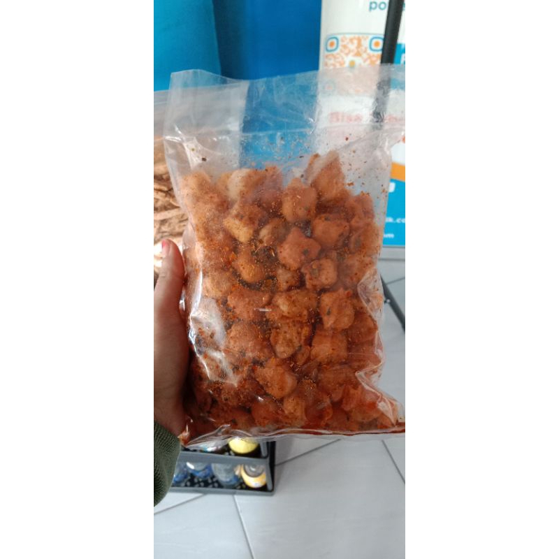 

Cemilan krenyesss siomay renyah gurih pedas 250gr