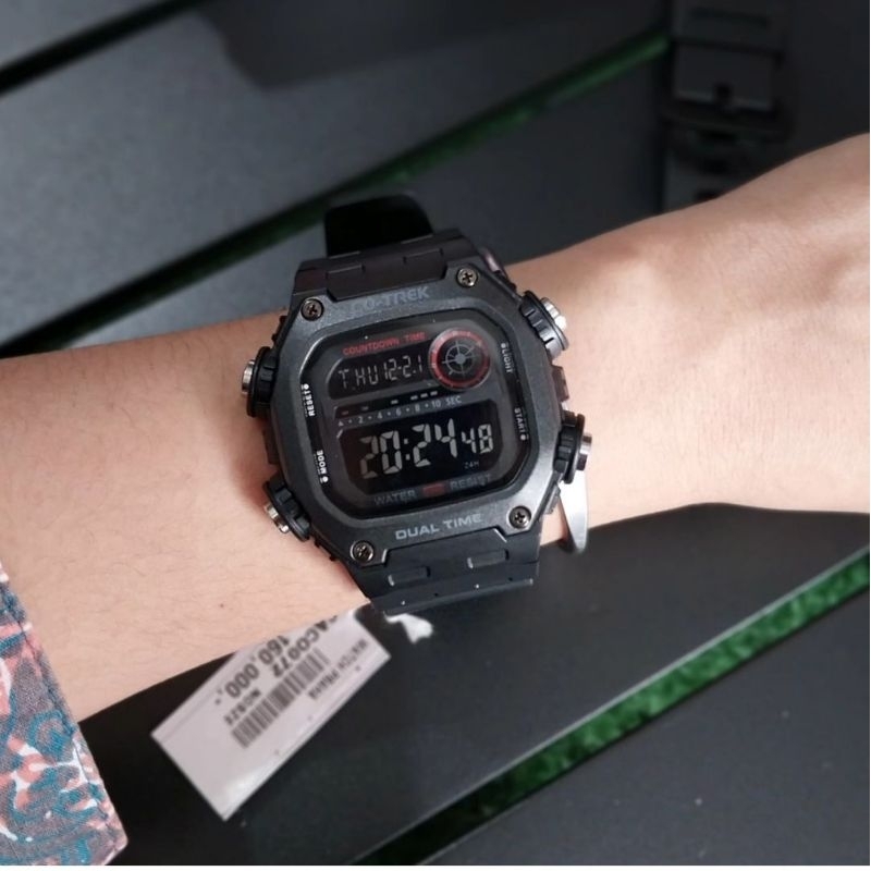 Jam Tangan Cotrek Praha