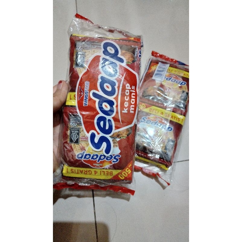 

Kecap SEDAAP Kemasan 1 Bungkus isi 15 Pcs