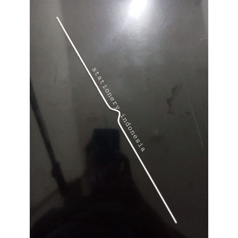 

Kawat Hanger 35cm Omega Gantungan Kalender Calendar Dinding Spiral Wall Calendar Wire 35cm