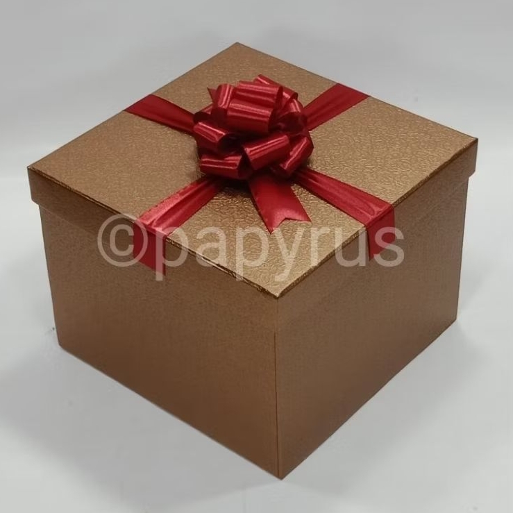 

PAPYRUS 20x20 Tinggi 15cm Kotak Kado Gift Box Hadiah V3