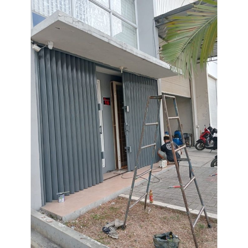 folding gate ciputat timur