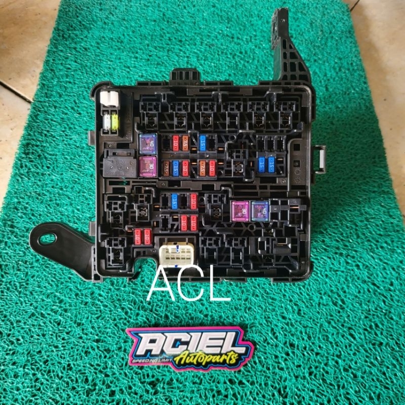 Fuse box sekring relay xpander original