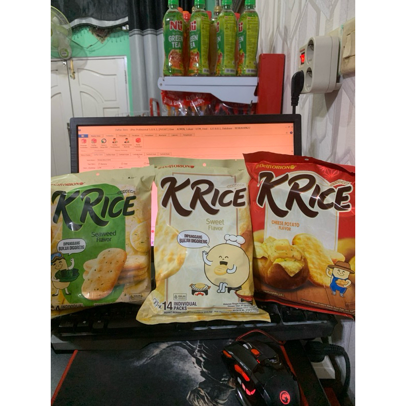 

KRICE KREKERS BERAS MANIS DELFIORION ISI 14 BUNGKUS