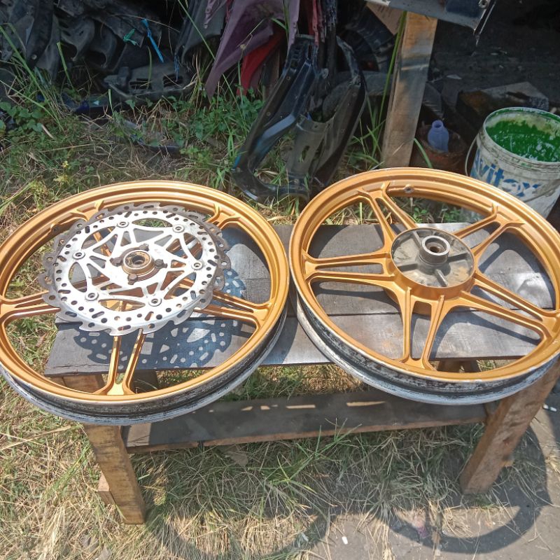 VELG DEPAN BELAKANG SUZUKI THUNDER 125 ASLI ORIGINAL COPOTAN