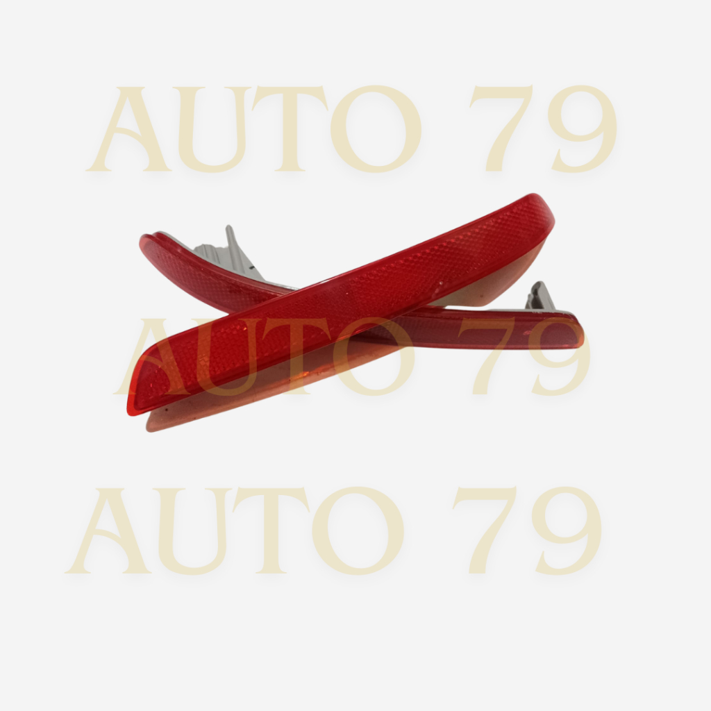 Reflektor Bemper Belakang Innova Reborn 2016-2021