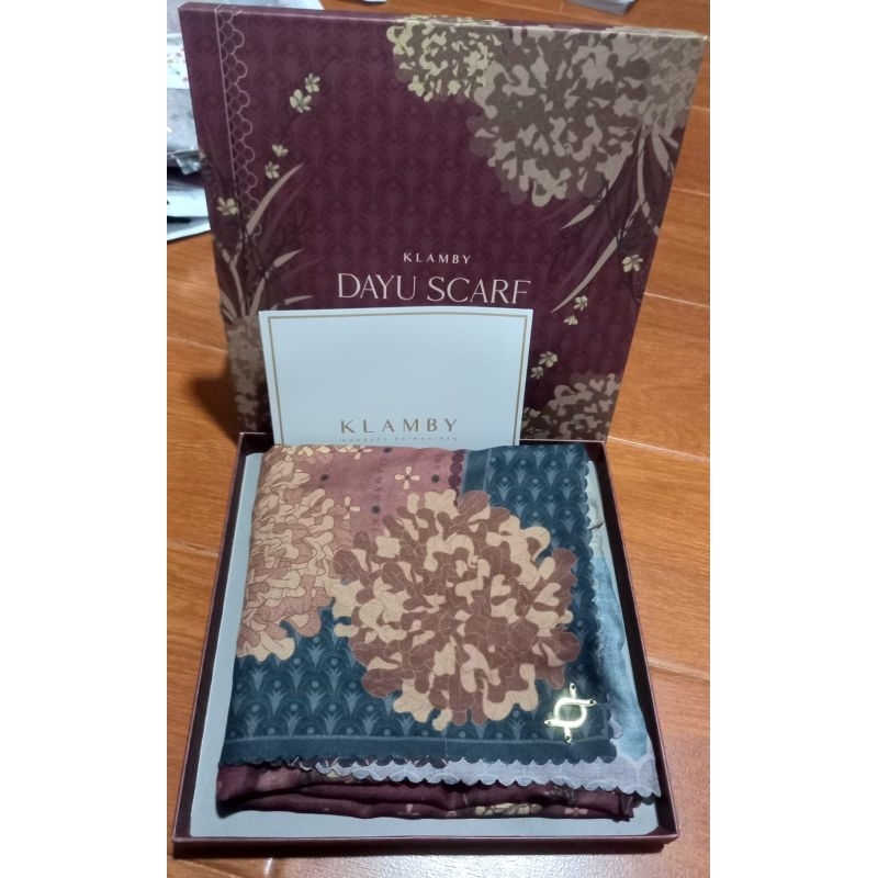 Wearing Klamby Dayu Scarf