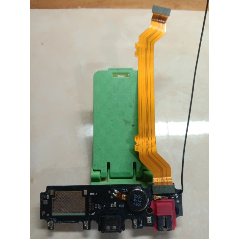 Papan cas+Flexible Vivo Y71 original