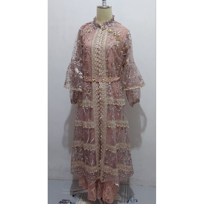 Dress Artis Baju Hajat Brukat Dusty Pink