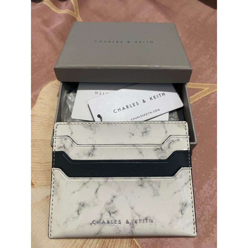 preloved charles & keith card holder