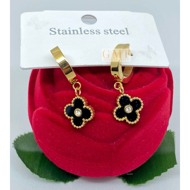 Anting Clover Titanium Giwang Clover Bahan Stainless Steel