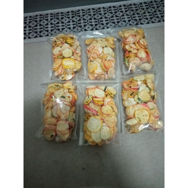 

kerupuk pedas daun bawang
