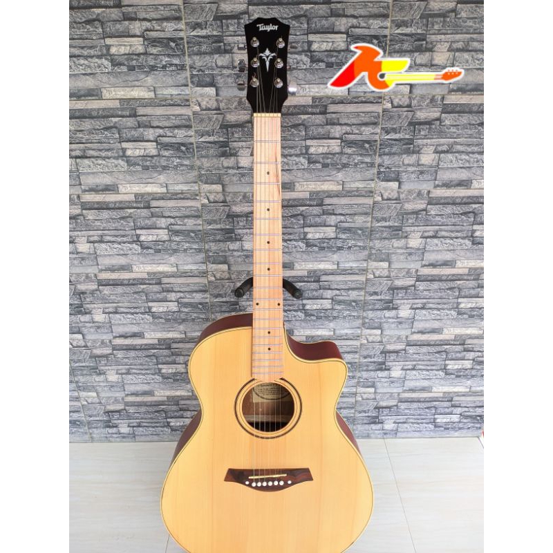 Gitar akustik model taylor/gitar murah berkwalitas