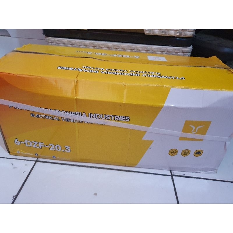 Aki motor listrik UWINFLY 6DZF-20.3 ORIGINAL