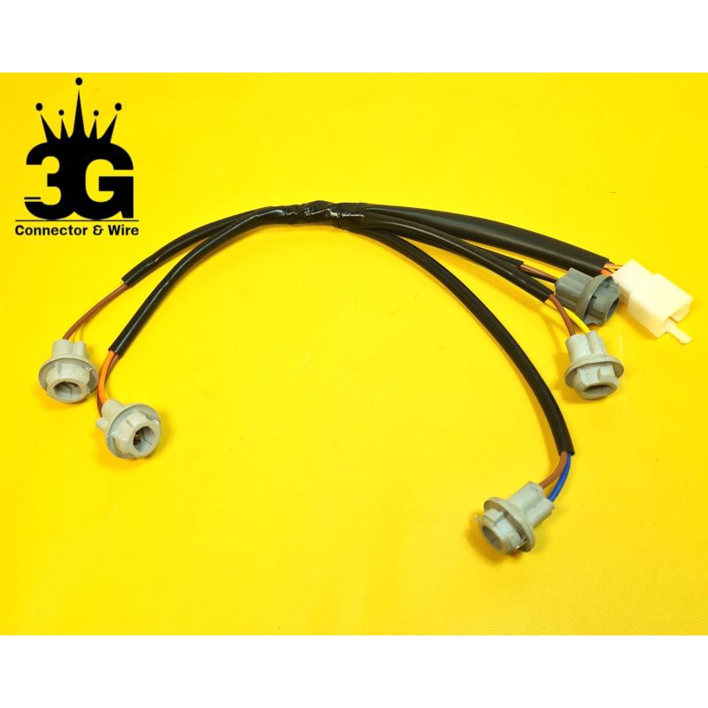 SOKET FITTING LAMPU BELAKANG VARIO 125 150 OLD