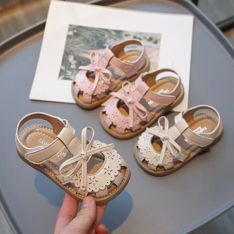 SVEKES Sandal / sepatu casual anak motif renda pita H013