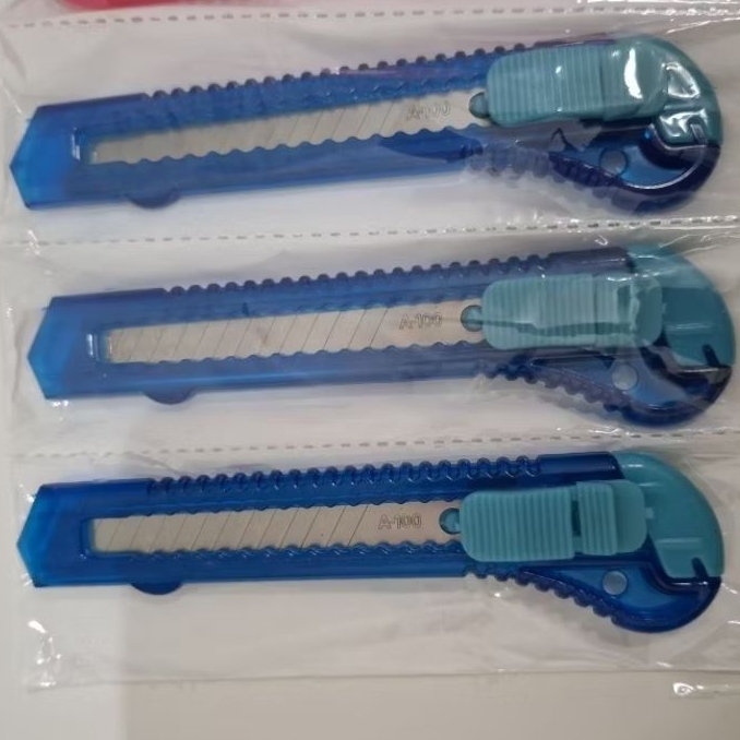 

PISAU CUTTER TRANSPARAN JENKO
