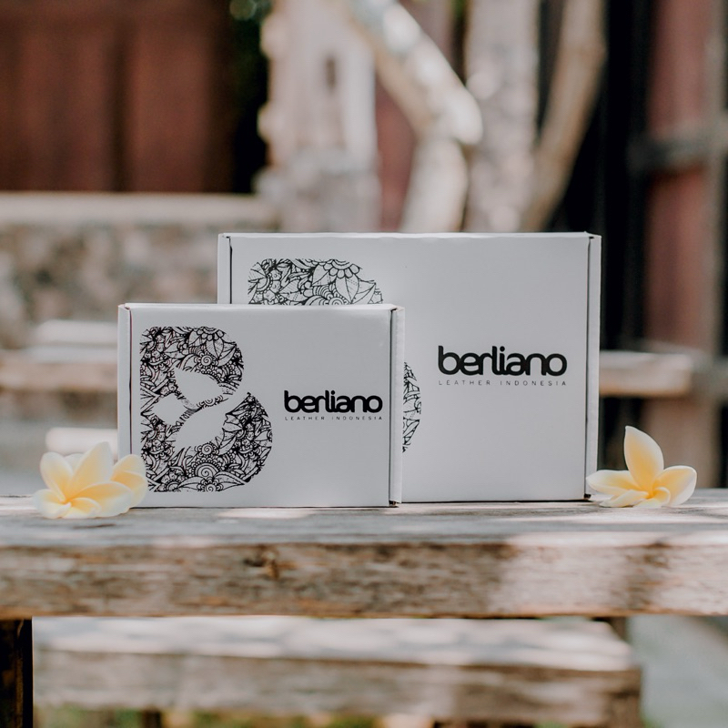 Box Dompet Kecil Dan Panjang Berliano