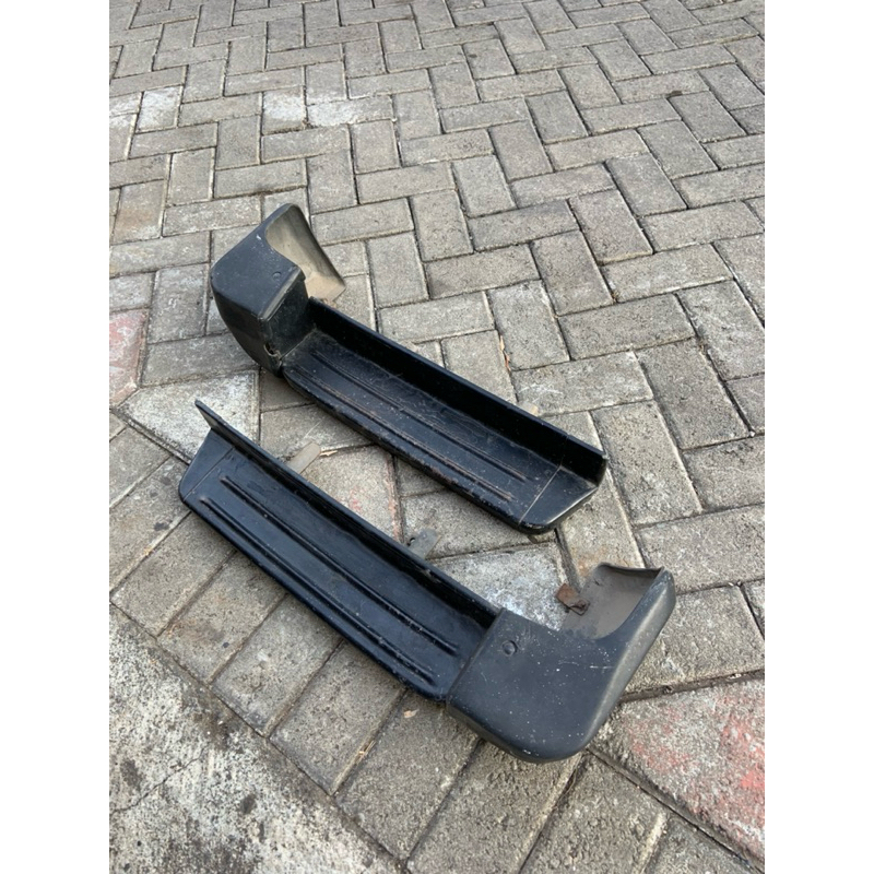 bumper daihatsu taft/feroza belakang original (copotan)