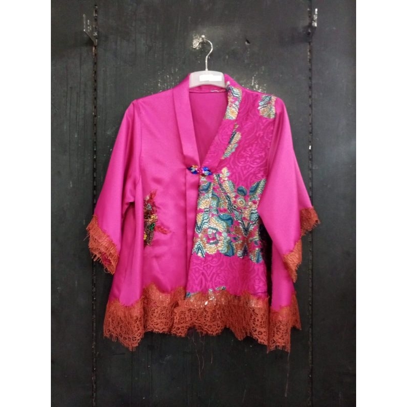 kebaya kartini model outer Raden Sirait