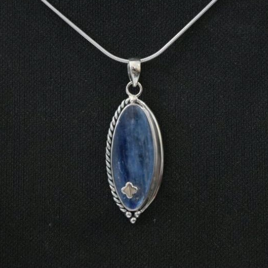 OHANA  Pendant Kyanite || Code: P1359KY