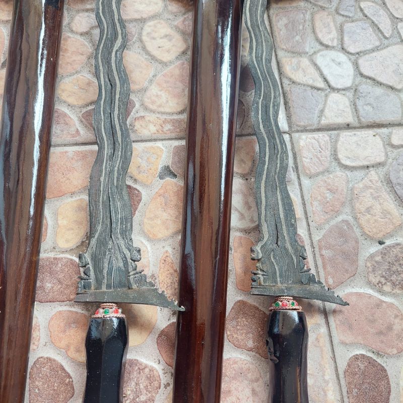 keris omyang jimbe pamengkang jagad