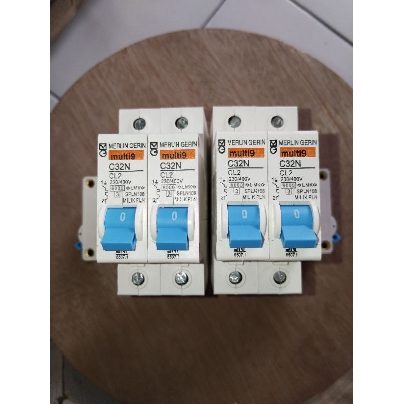 Mcb Merlin Gerin 2A - Mcb Merlin multi9 2A - Mcb SNI