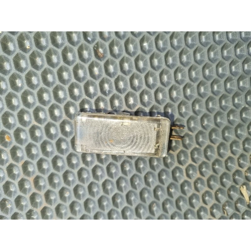 lampu pintu mercedes benz w124