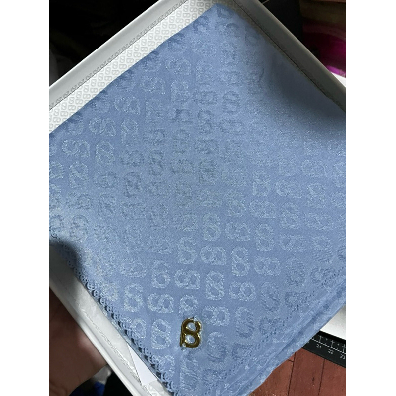 Preloved Nada scarf 2.0 everyday tapis embos 2.0 Scarf Buttonscarves pl bs button scarves