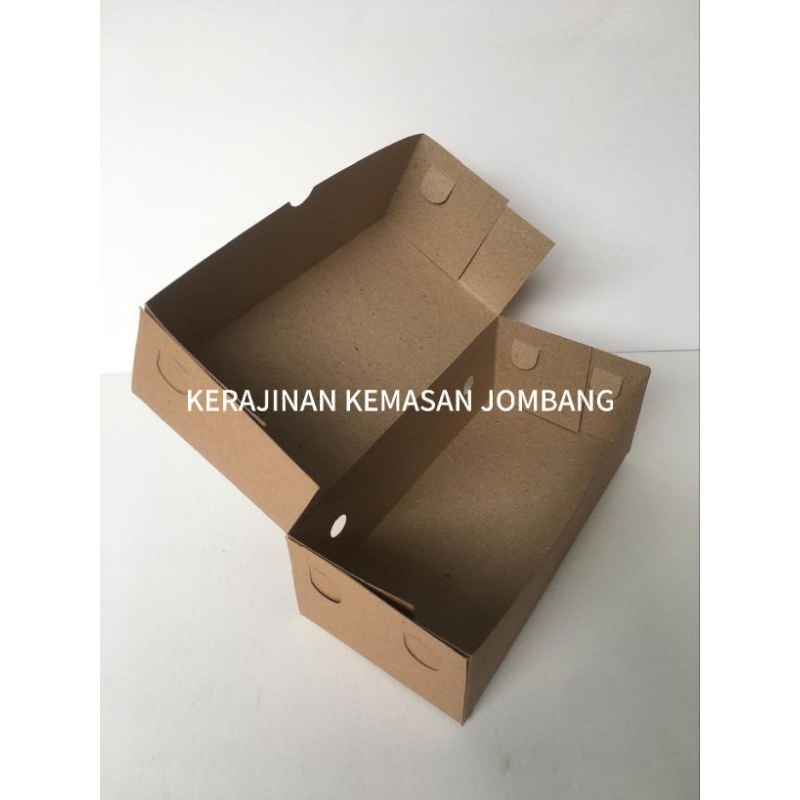 

Dus Roti Bakar 20x9,5x6,5 cm