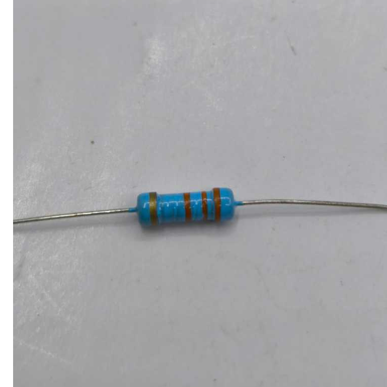 RESISTOR 1/2 WATT 3K3 / RESISTOR SETENGAH WATT 3K3