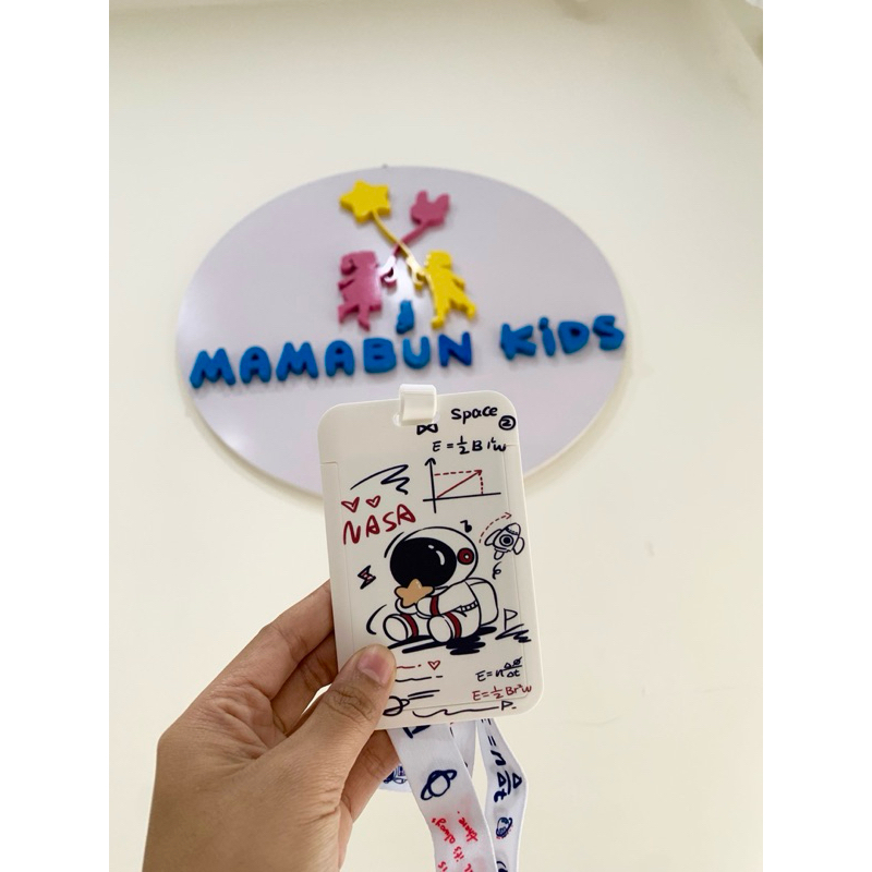 

Lanyard Laki-laki | Kalung ID Card