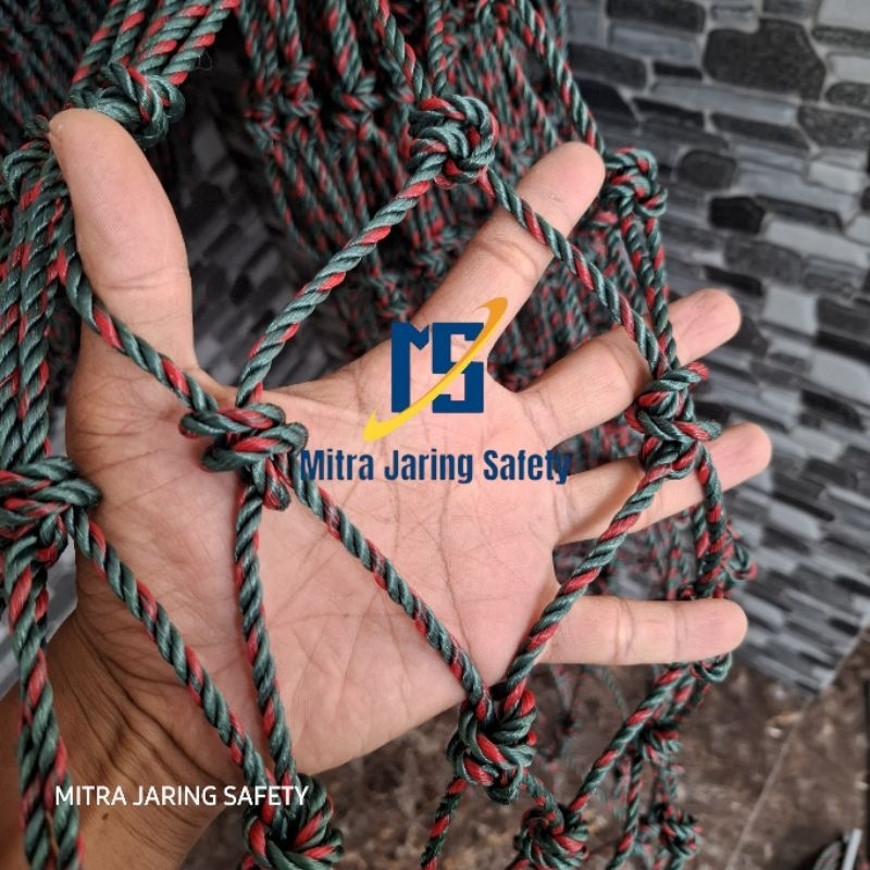 Jaring safety net pengaman proyek gedung lapangan olahraga futsal sepak bola minisocker  5mm lubang 