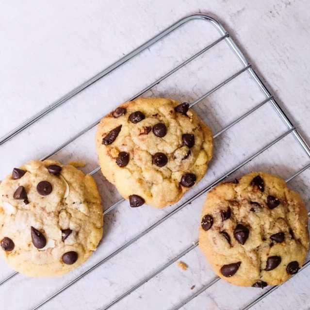 

Pettite Chocochip Cookies